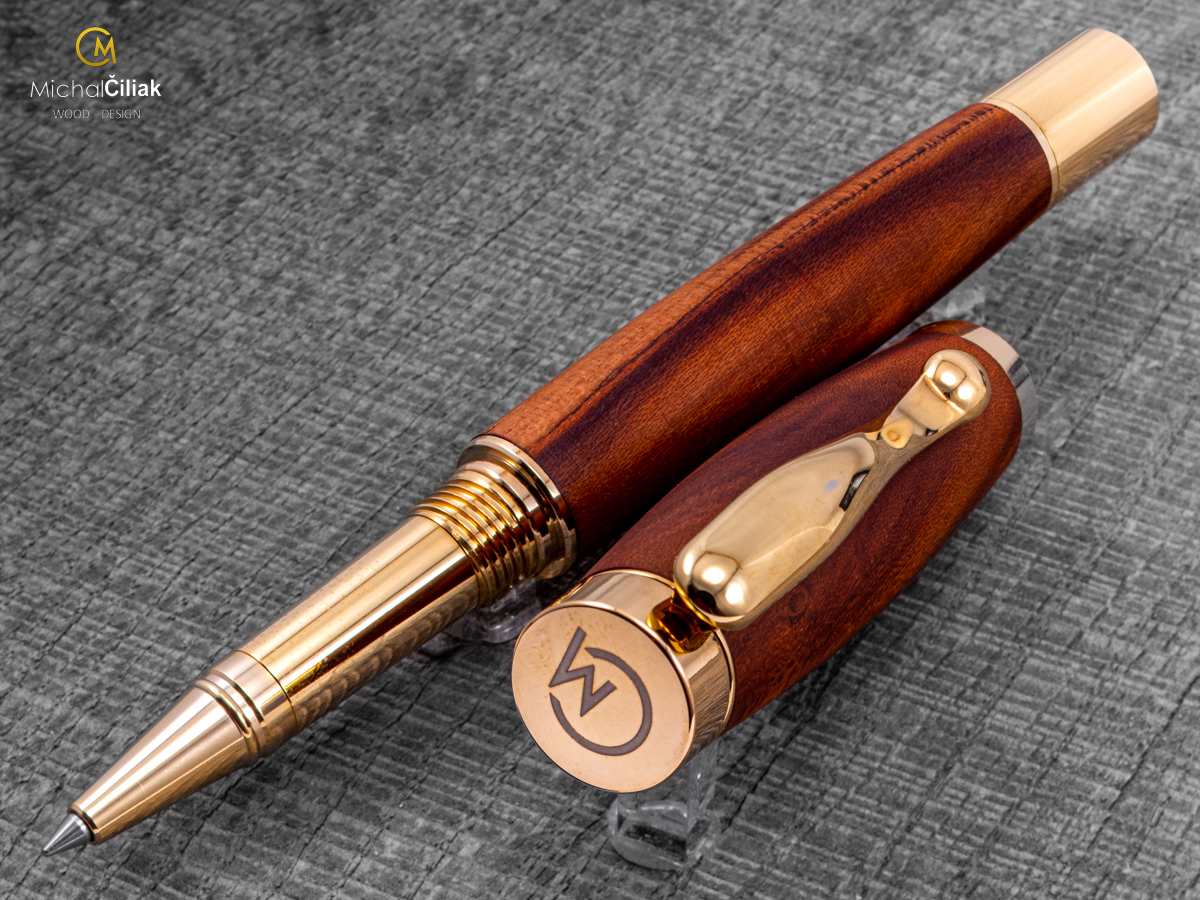 Pero Královský ořech, Elegant