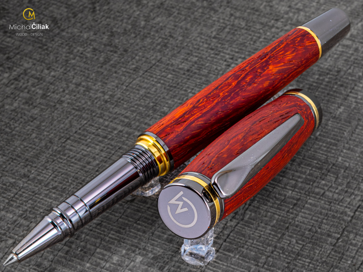 Pero Padouk, Elegant