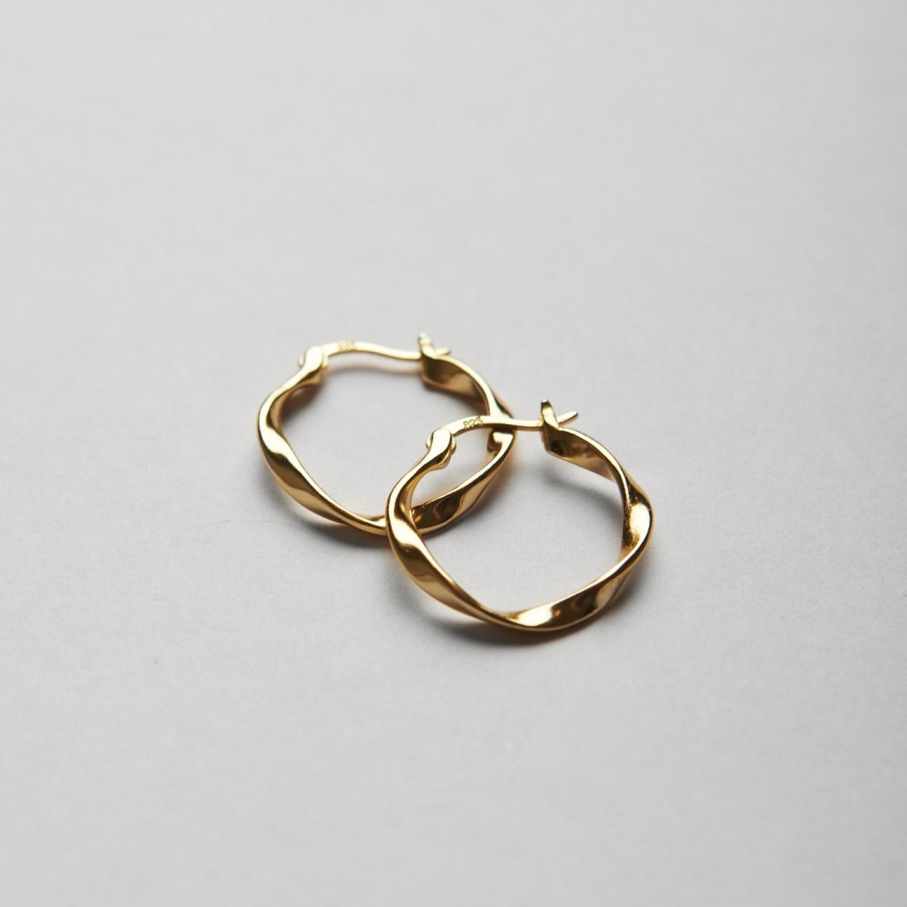 GOLD CURLY HOOP NÁUŠNICE